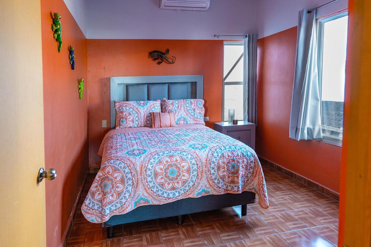 Casa Belen - Beautiful Beach View Home On Stone Island Isla La Piedra Luaran gambar