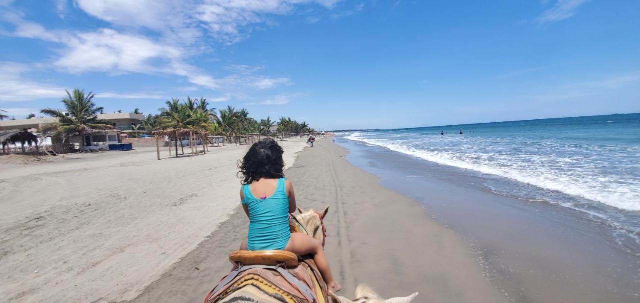 Casa Belen - Beautiful Beach View Home On Stone Island Isla La Piedra Luaran gambar